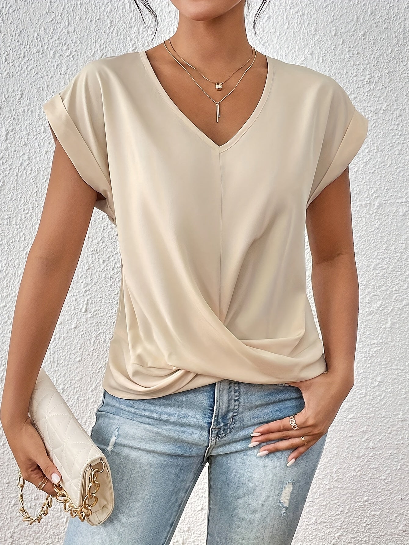 Vanessa | T-shirt avec un décolleté en forme de cœur