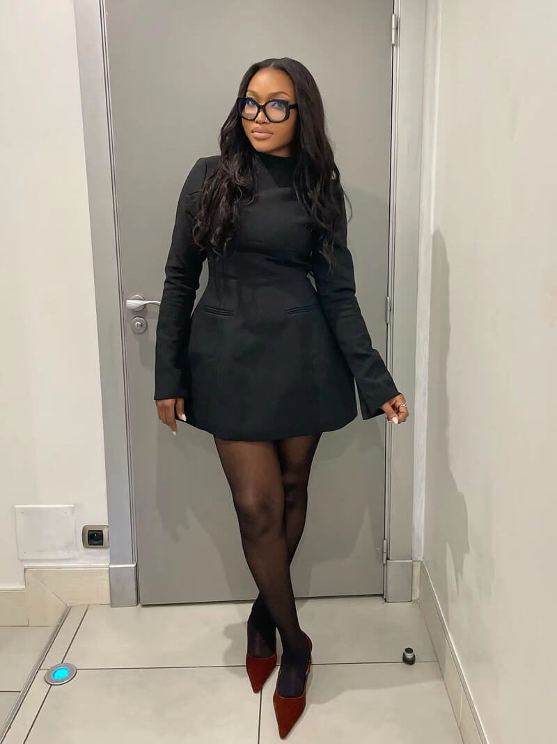 Robe Mini en Coton Sans Dos Nymera – Robe Élégante pour les Fêtes d'Automne/Hiver